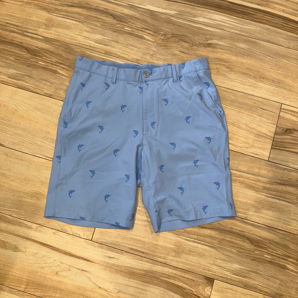 Greg Norman Golf Shorts Men’s Size 34. Performance Shorts. Shark Themed